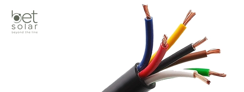 Instalaciones fotovoltaicas y la importancia del material eléctrico